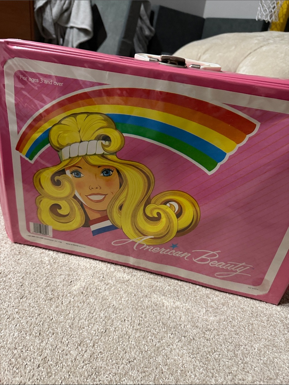 Vintage 1984 Tara Toy American Beauty Barbie Fashion Doll Rainbow Suitcase